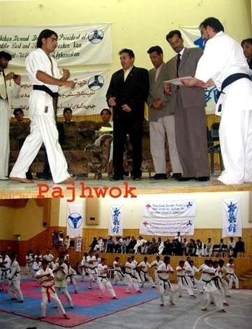 Photo: پنجاه تن ازاستادان کاراته بدرجه مربى نايل آمدند