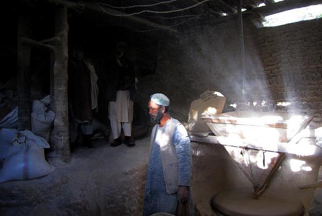 Afghanistan’s flour import from Pakistan slump