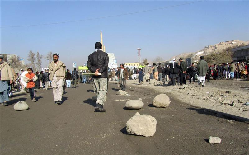 Protestors reopen Kunduz-Baghlan highway