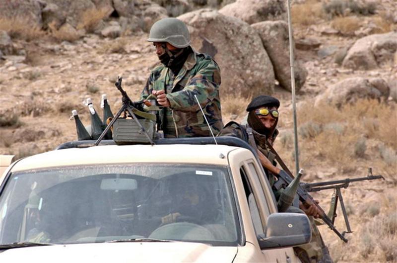 سه سرباز اردوى ملى کشته و ١٠ تن ديگر زخمى شد