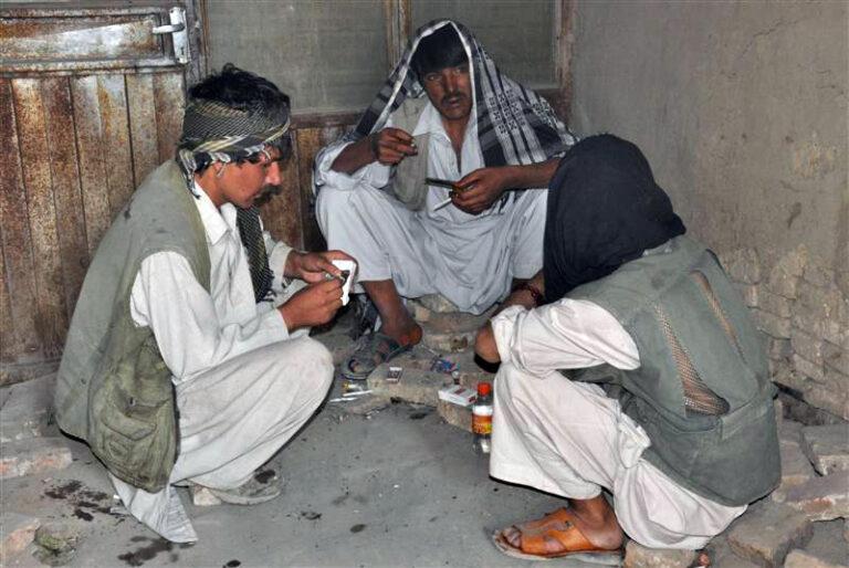 Population of Nimroz drug addicts reaches 13,000