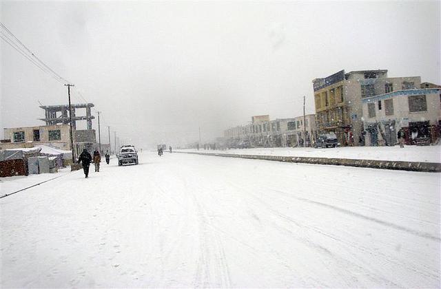دهاقين برفبارى را نويدى براى رفع خشکسالى ميدانند