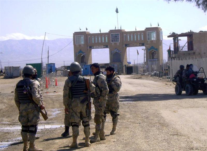 292 Afghans handed over to border police
