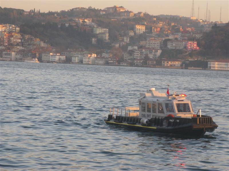 24 Afghans dead as boat sinks near Istanbul