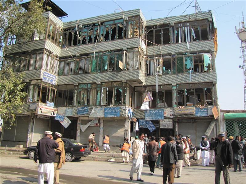 په جلال اباد ښار کې پروني بريد يو شمېر خلکو ته مالي او ځاني زيانونه اړولي