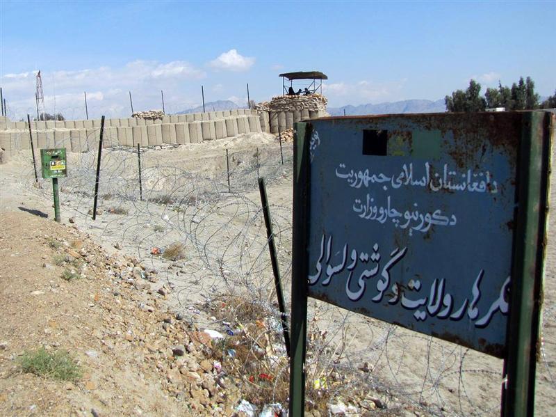 Border police: Pakistan shells Afghan villages in east