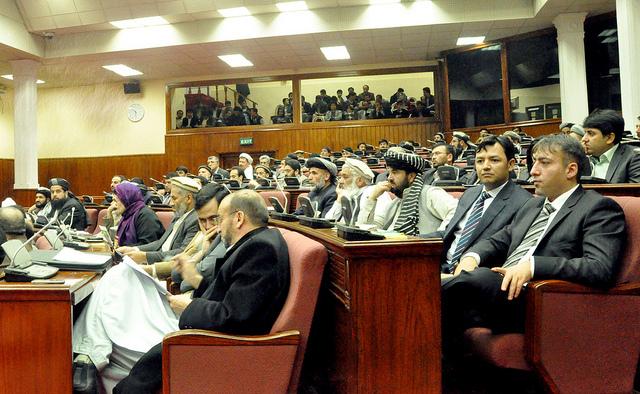 برخی باشندگان سمنگان از وکلای شان شکایت دارند