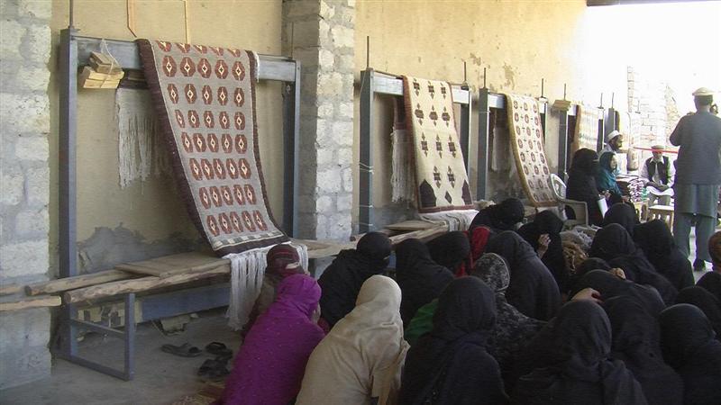 په ننګرهار کې د غالۍ اوبدلو صنعت وده کړې