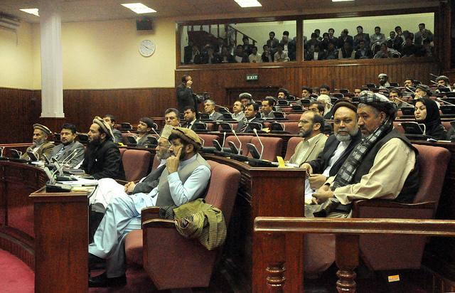 MPs renew call for Karzai to complete Cabinet