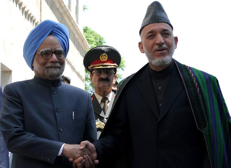 Karzai, Singh for joint efforts against terror