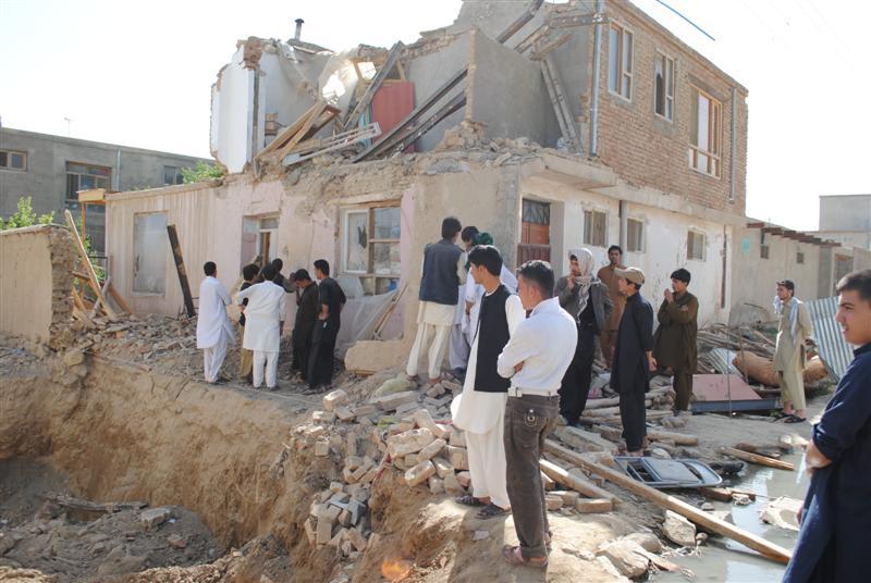 2 dead, 12 injured in Kabul house collapse