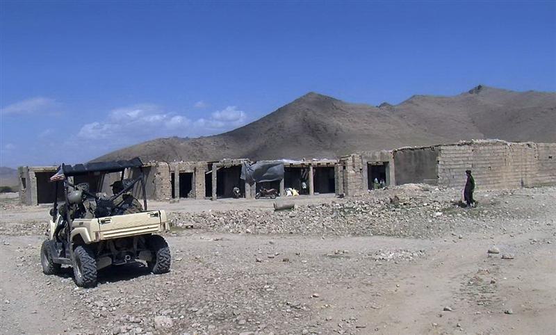 Taliban mount bomb and gun attack on Khas Uruzgan
