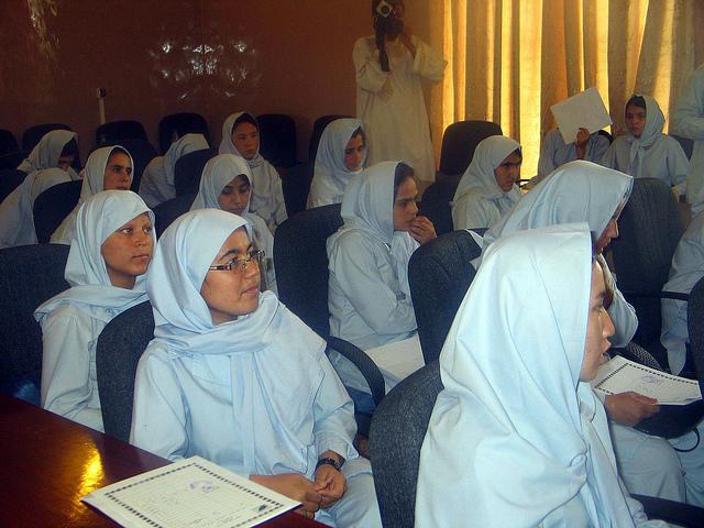 په پروان کې لسګونه قابلې فارغه شوې