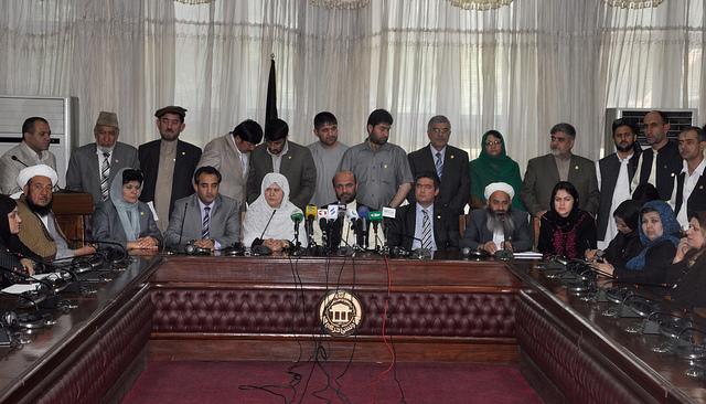 Five parliamentary groups form coalition