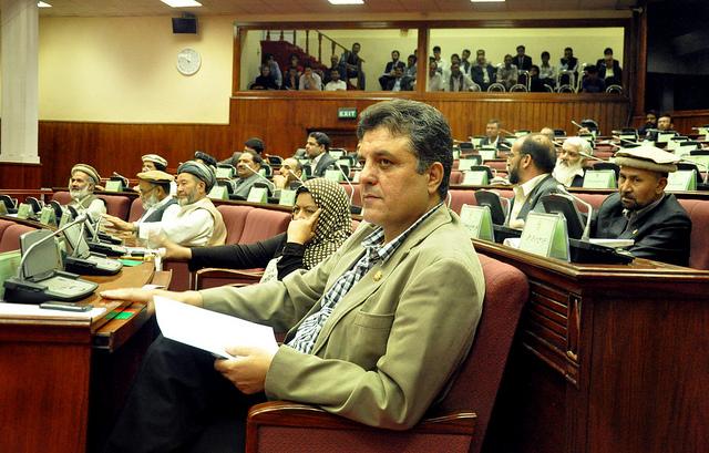 اعضاى ولسى جرگه برتطبيق فيصله هاى شان تاکيد کردند