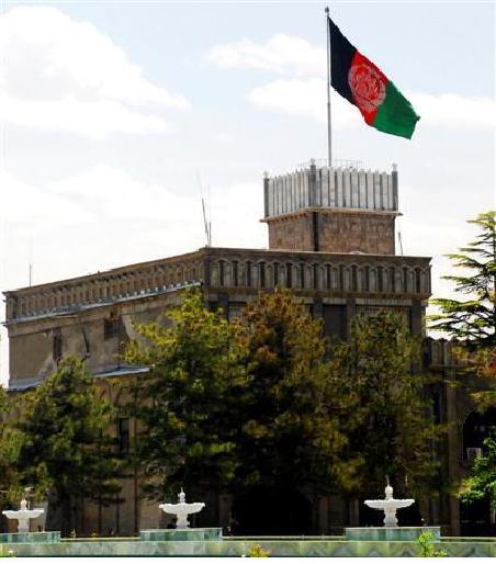 Miliband held talks with Karzai in Kabul