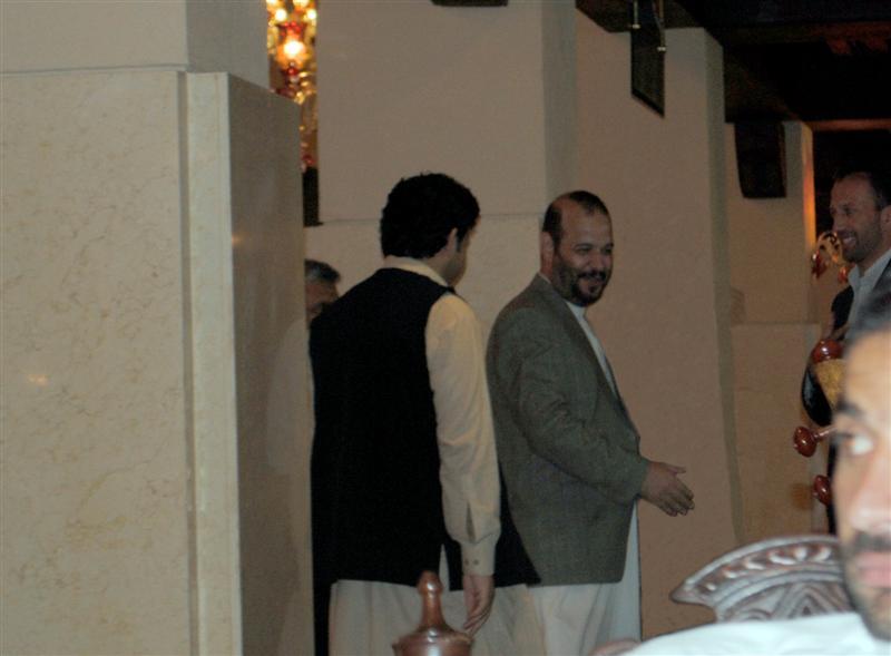 Chakari meets Karzai, Rabbani in Islamabad