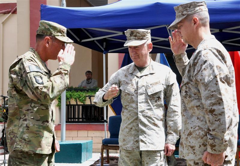 رهبرى قوماندانى آيساف در افغانستان به جان آلن سپرده شد