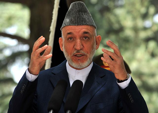 Karzai urges no buildings on cultivable lands