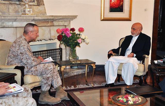 Karzai asks Allen to stop night raids