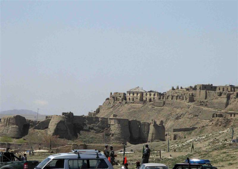 Quake rumour sends thousands into Ghazni streets