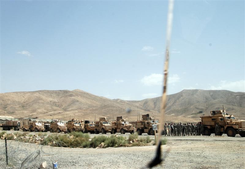 انتقال وسايل نظامی امريکا از افغانستان از راه تورخم و چمن  آغاز شد