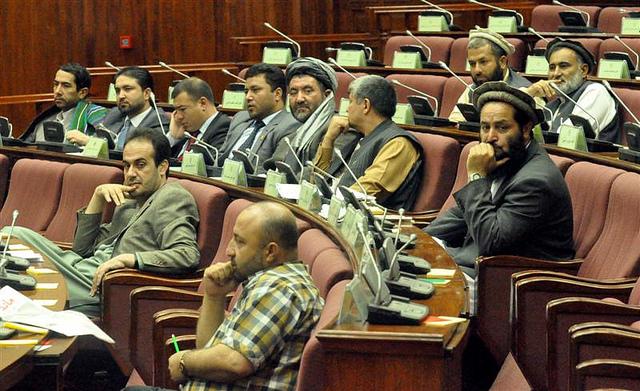 MPs reject Afghan-ISAF cooperation pact