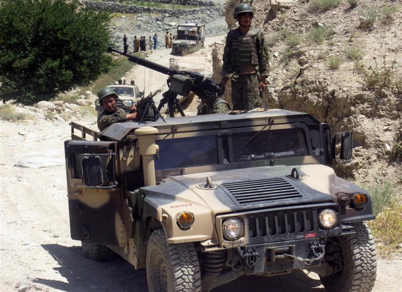 ٢١٢ عراده زرهپوش از سوى امريکا به اردوى ملى مساعدت ميشود