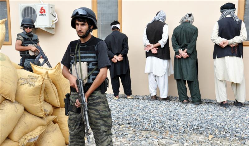Tajik border guards kill 2 drug traffickers
