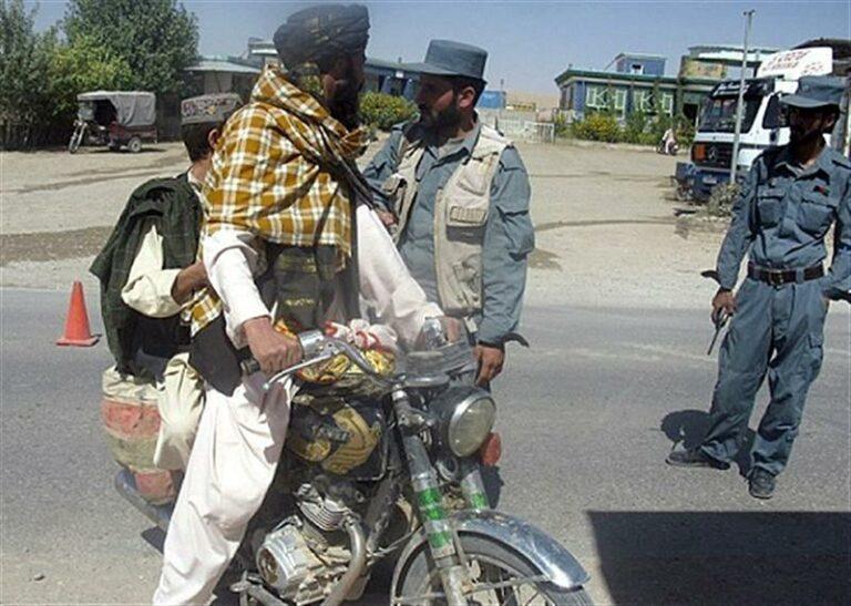 کندهار کې د موټرسايکلو پر غبرګې سپرلۍ بنديز ولګېد