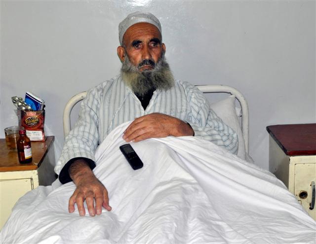 په بلخ او تخار کې  ډېرى خلک سمو روغتيايي اسانتياوو ته لاسرسی نه لري