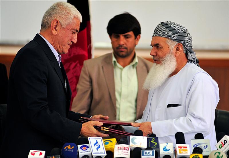 لين برق از ترکمنستان تا قلعه نو تمديد ميابد