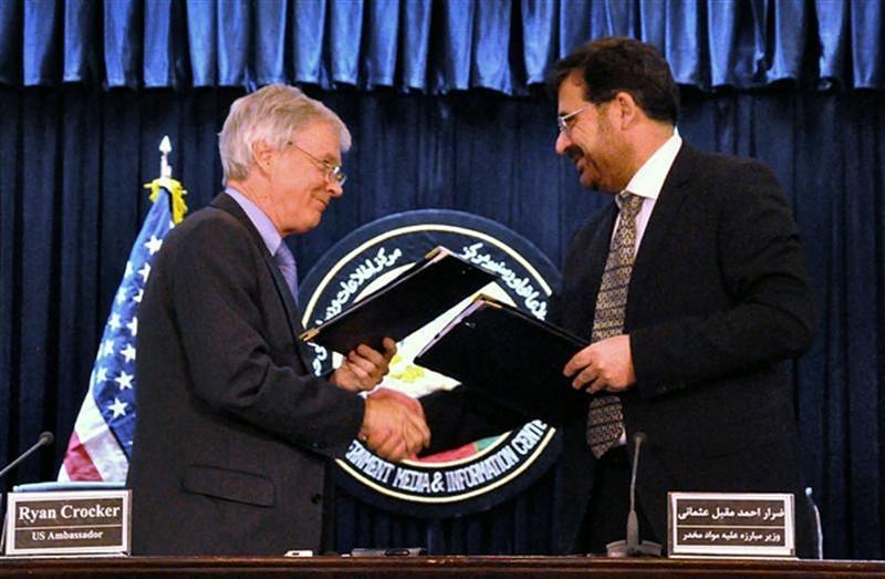 امريکا  ١٩،٢ ميليون دالر را به وزارت  مبارزه با مواد مخدر کمک ميکند