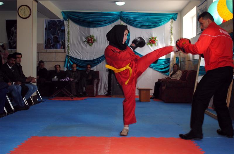 نقش دختران در بخش ورزش در نيمروز کمرنگ است