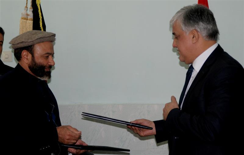افغانستان او تاجکستان د هراړخيزه همکاريو تړون لاسليک کړ