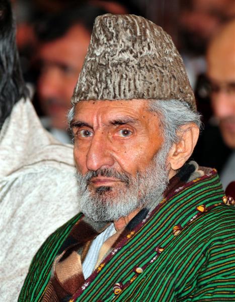 Legendary Pashtu poet Ustad Pasarlai dies at 85