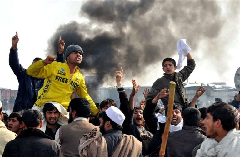 کابل کې د بهرنيو ځواکونو له خوا د قرانکريم د سوځولو په غبرګون کې لاريون وشو