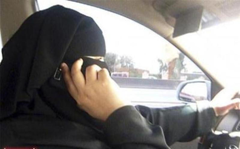 ٦٥ زن لايسنس راننده گى گرفتند