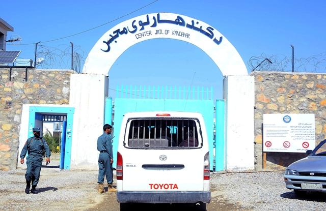 Kandahar jail inmates go on hunger strike