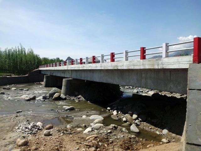 په الينګار کې يو پول جوړ شو