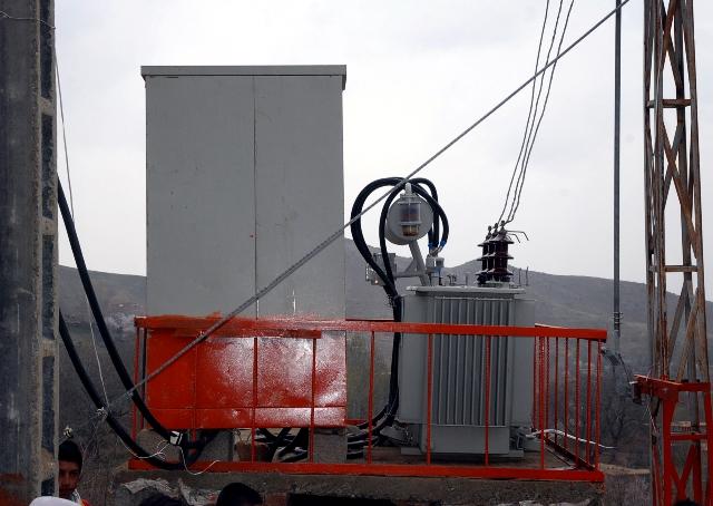 يکهزار خانواده در پغمان از نوربرق مستفيد شدند