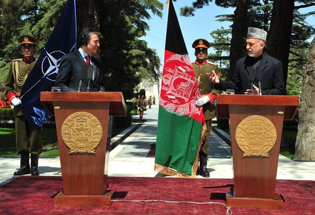 حامد کرزى : تصميم درمورد کاهش نيروهاى ملى پس از سال ٢٠١٦ اتخاذ خواهد شد