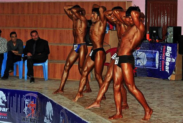 تخار کې يوه ښځه او دوه ورزشکاران ووژل شول