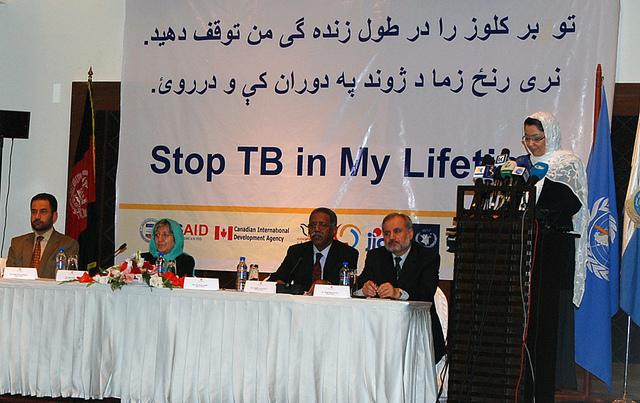 سال گذشته بيمارى سل جان حدود ده هزار تن را گرفته است