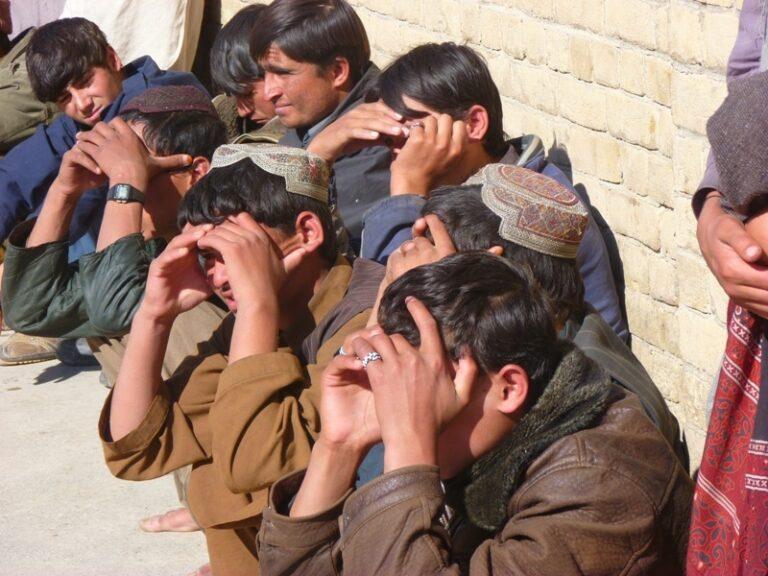 د بلوچستان په زندانونو کې لسګونه افغان ماشومان بنديان دي