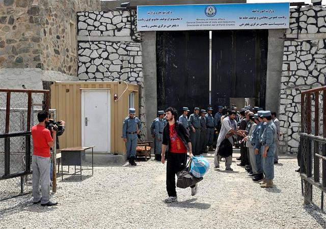 ده ها زندانى ازمحابس کابل وسمنگان رها شدند
