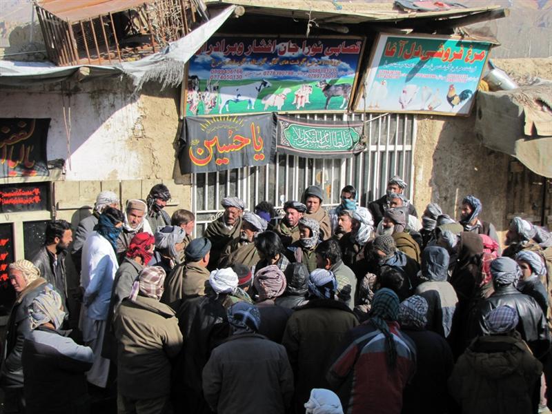 مردم از يک سردستۀ سارقين شکايت دارند