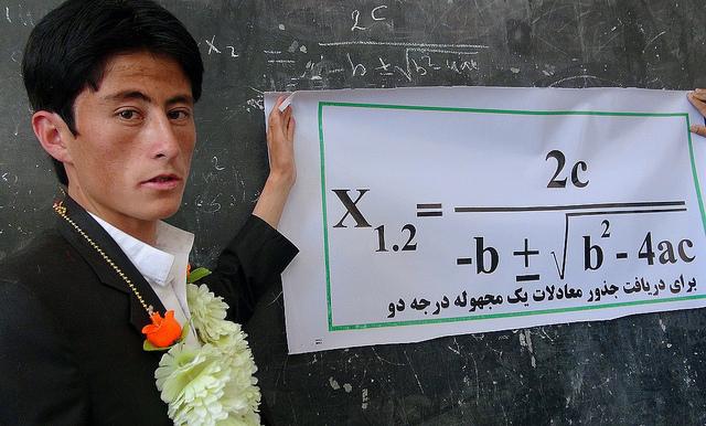 د غزني يوه زده کوونکي په رياضي کې نوى فورمول کشف کړ