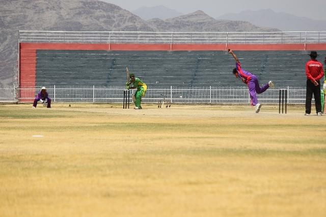 د کرکټ  په سياليوکې ميدان وردګو لوګر او لغمان پکتيا ته ماتې ورکړه