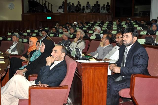 Fahim introduces Cabinet picks to Wolesi Jirga